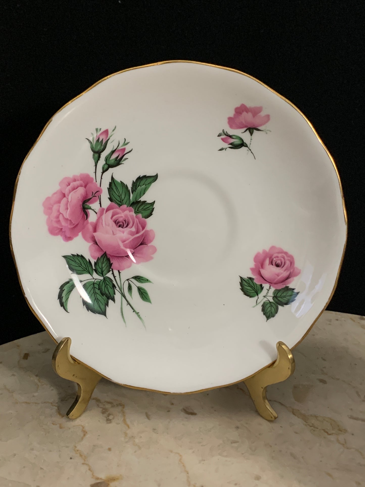 Vintage Tea Cup with Pink Roses Queen Anne Teacup