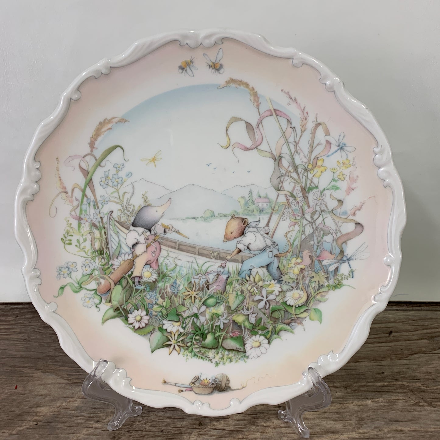 Wind in the Willows Royal Doulton Collector Plate Preparation for Boating Season