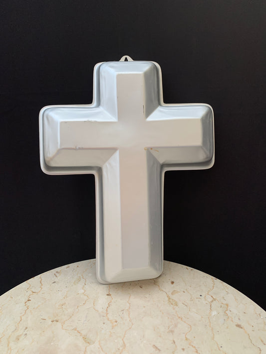 Cross Shaped Aluminum Pan