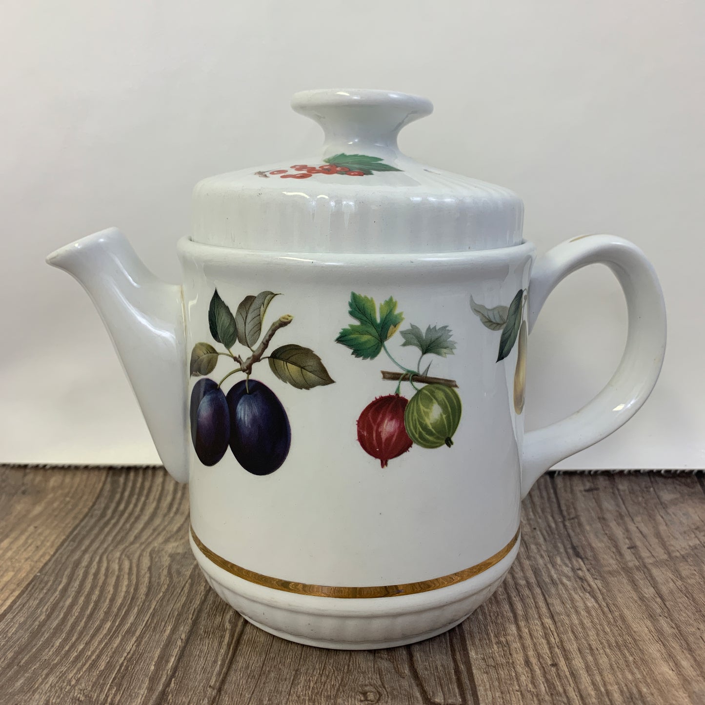 Alfred Meakin Glo White Coffee Set Coffee Pot Cream Sugar Fruit Motif Tea Set