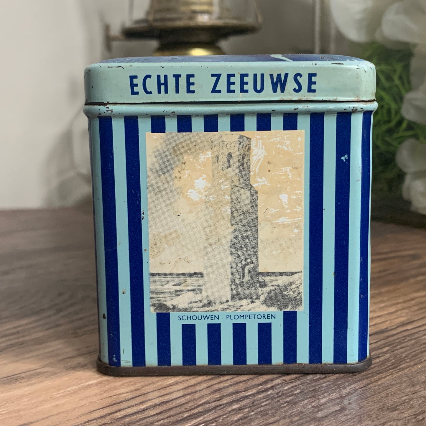 Blue and White Vintage Chocolate Tin, Dutch Vintage Tin