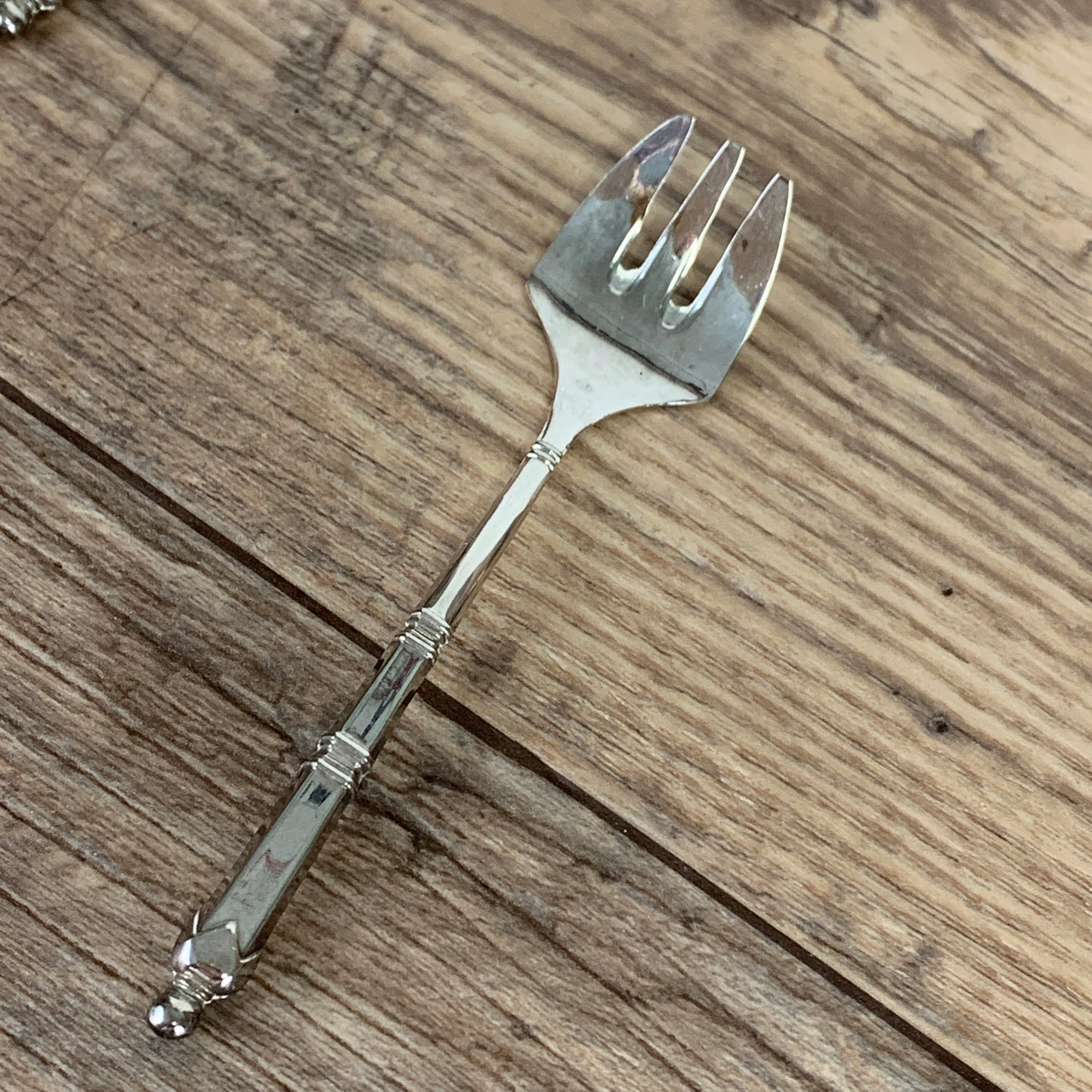 Set of 6 Dessert Forks with Square Handles