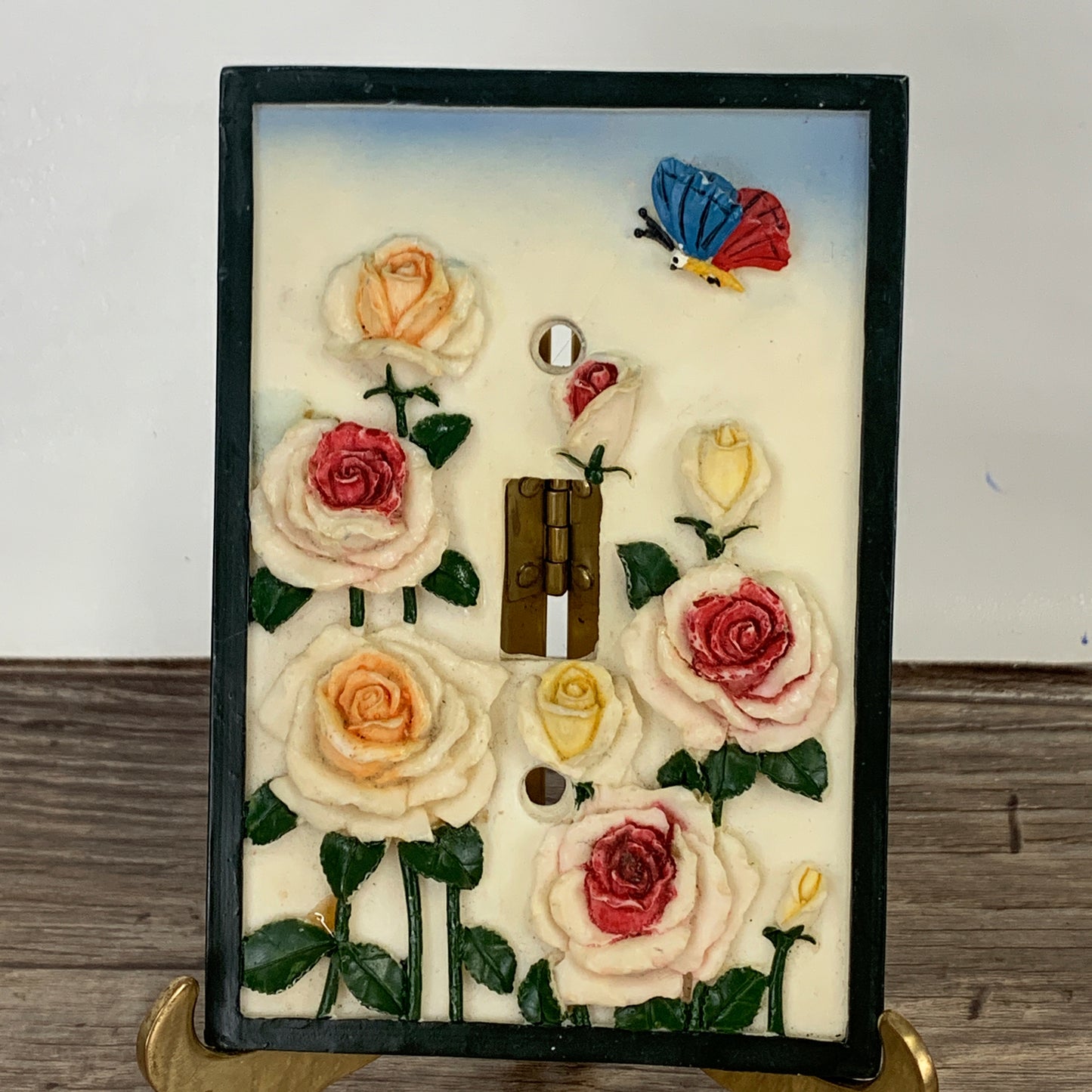 Vintage 3D Floral Switch Plate