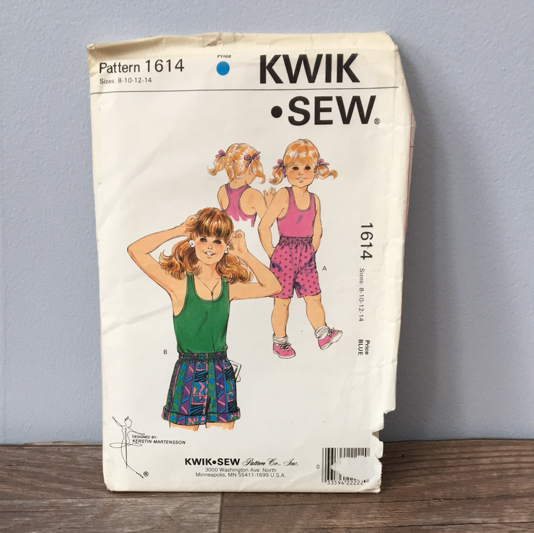 Girls Summer Shorts Tank Top Sewing Pattern Size 8 to 14 Kwik Sew 1614