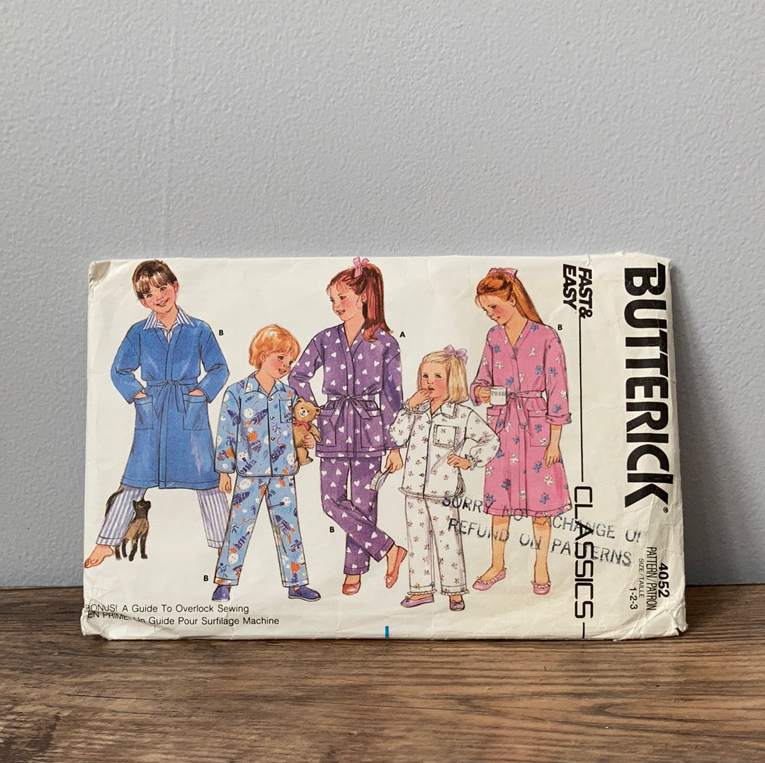 Childrens Unisex Pajamas and Robe Sewing Pattern Toddler Size 1 to 3 Butterick 4052