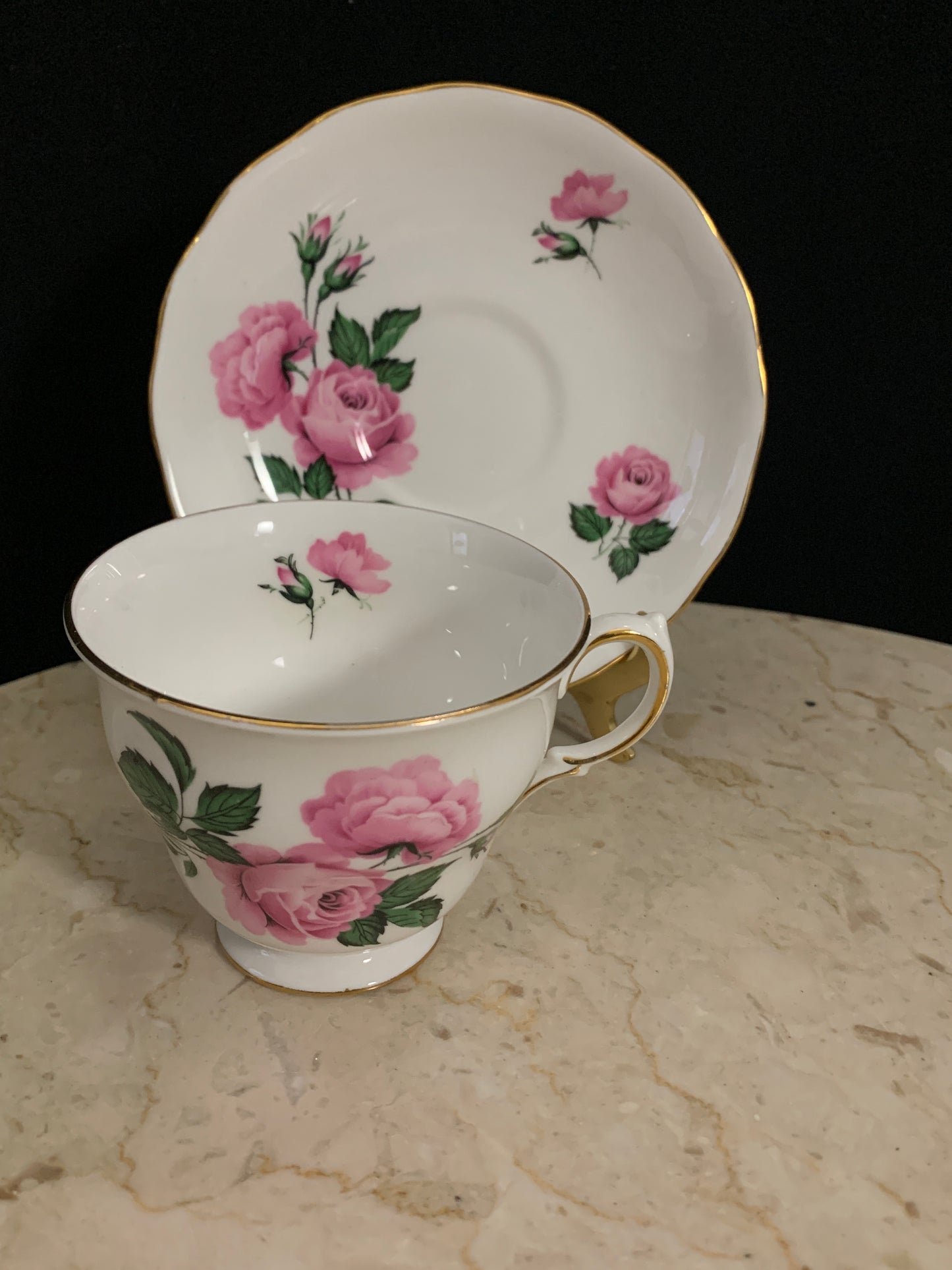 Vintage Tea Cup with Pink Roses Queen Anne Teacup