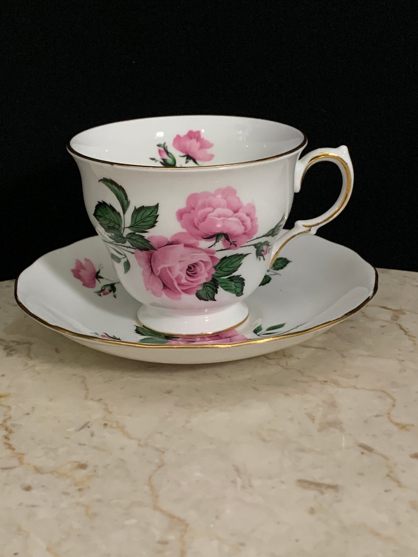 Vintage Tea Cup with Pink Roses Queen Anne Teacup