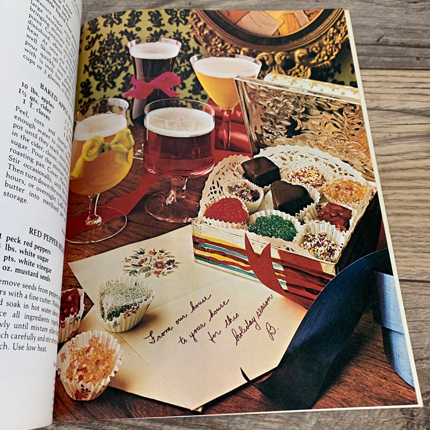 Ideals Christmas Kitchen Cookbook, Vintage 1977 Christmas Cookbook