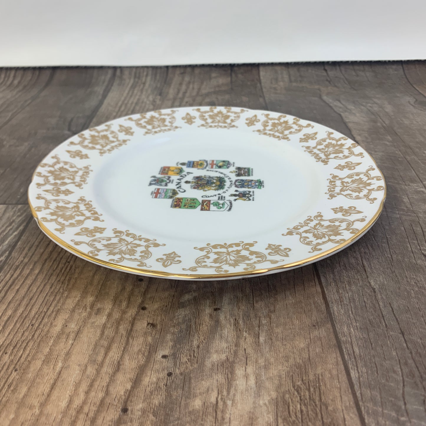 Canadian Provincial Emblems Paragon China Luncheon Plate Fine Bone China Plate