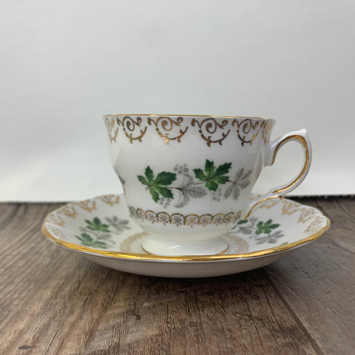 Colclough China Tea Cup, Maple Leaf Pattern Vintage Teacup, Gifts for Mom
