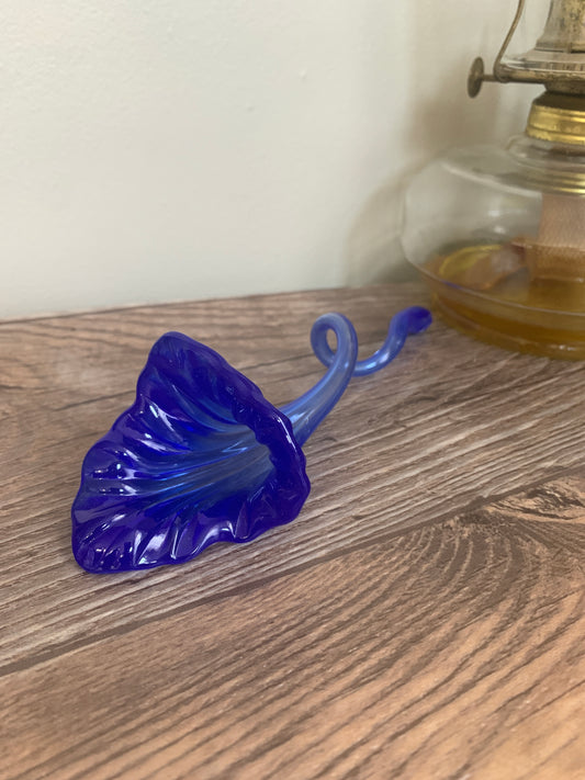 Blue Art Glass Trumpet Flower