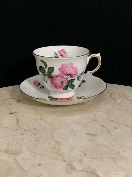 Vintage Tea Cup with Pink Roses Queen Anne Teacup