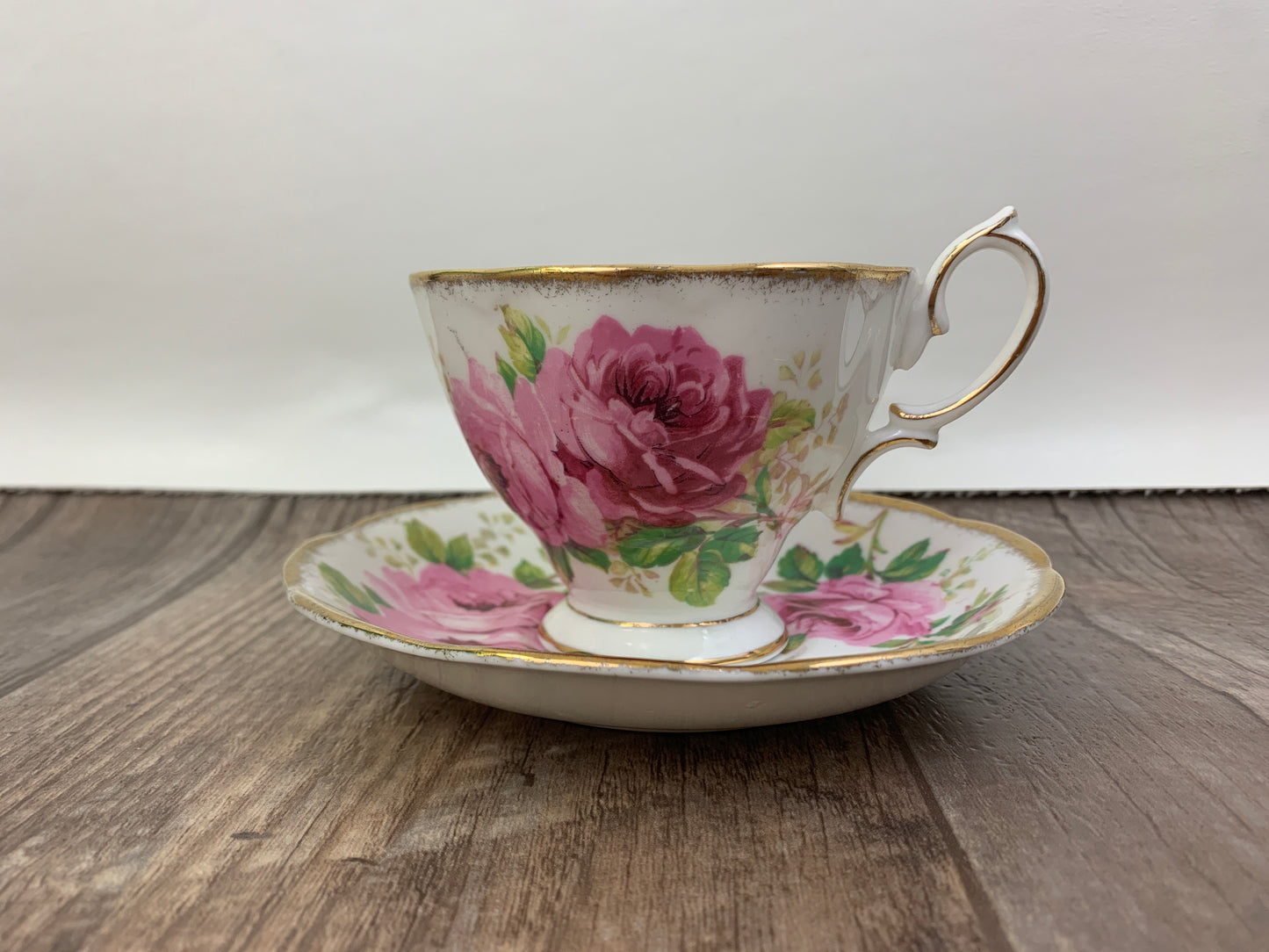 Royal Albert American Beauty Vintage Tea Cup with Pink Roses